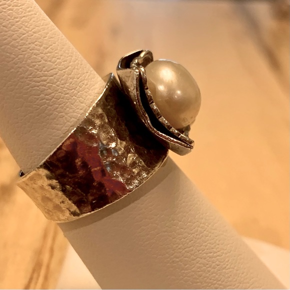 Silpada Hammered Freshwater Pearl Ring R0898 Retired size 7 - Picture 11 of 15